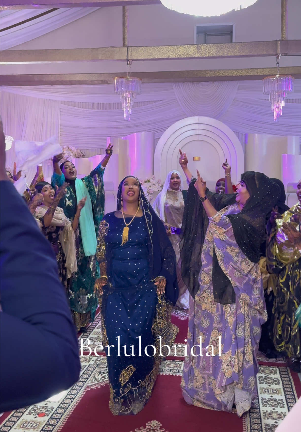 @Berlulo_Bridal