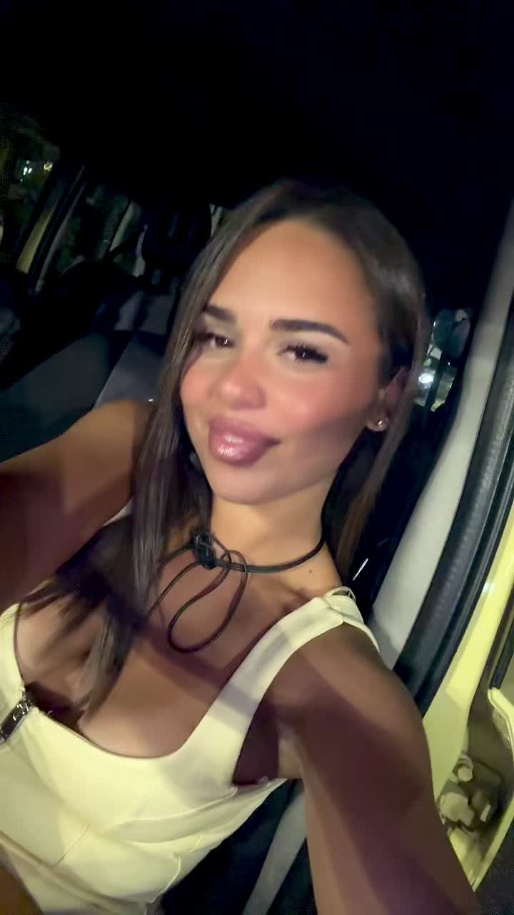 @alessyavitale
