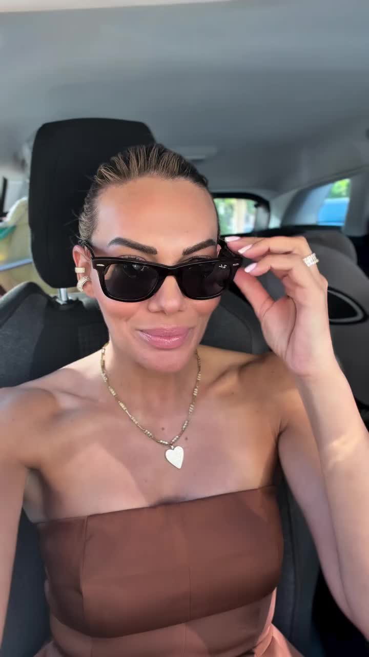 @imaleskou_fans