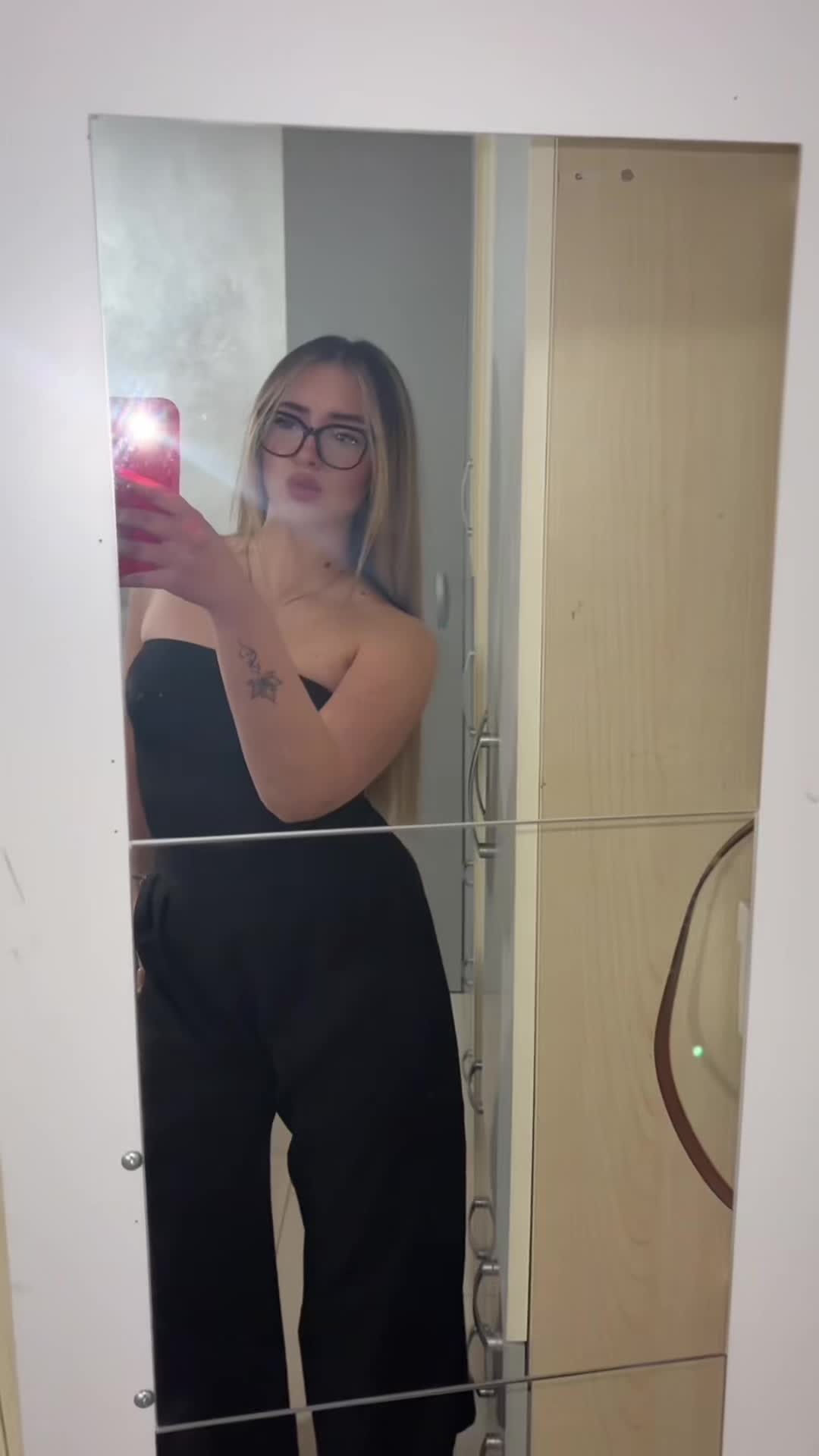 @_miriana_lombardo_