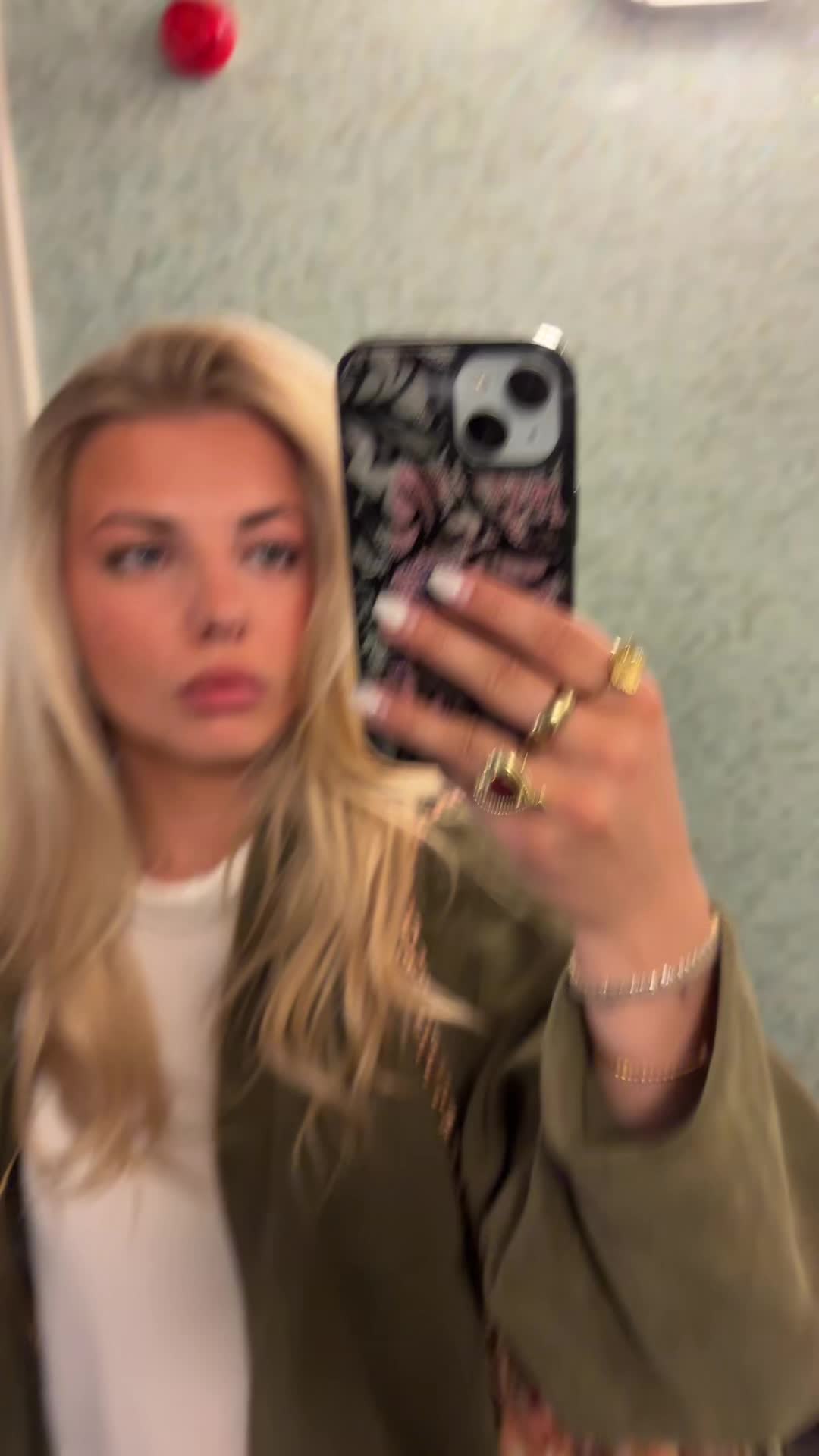 @Klara😚