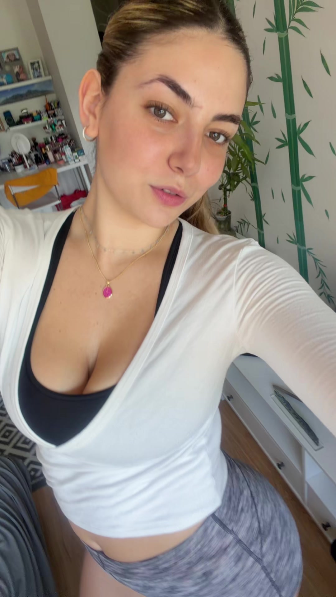 @Fiorella🍒🐆🎱