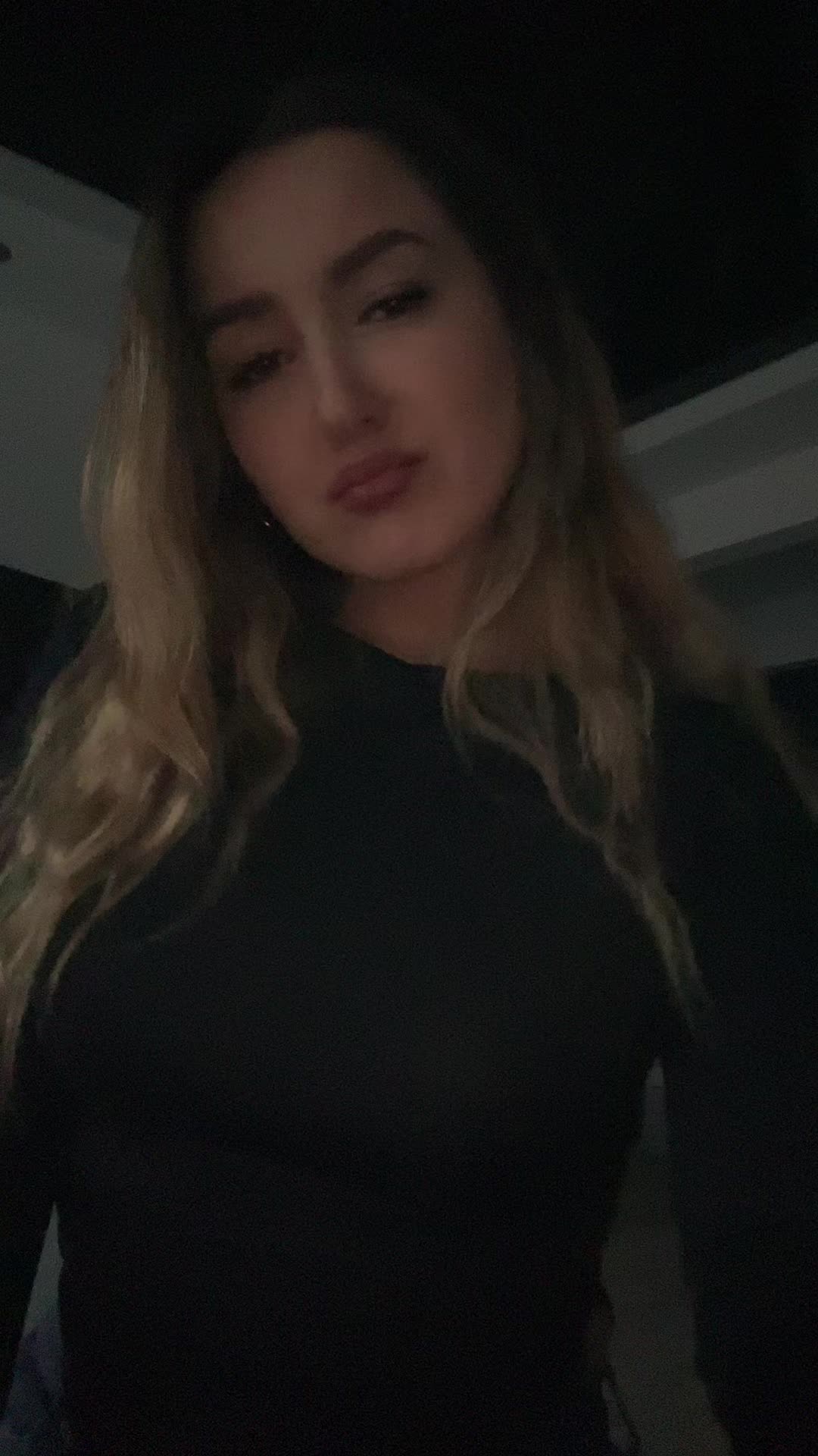 @zuzaa