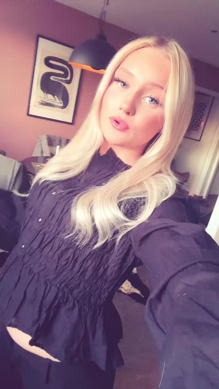 @LAYLAY💗