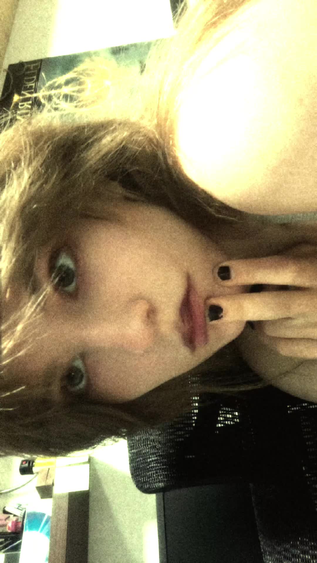 @nikol𒉭
