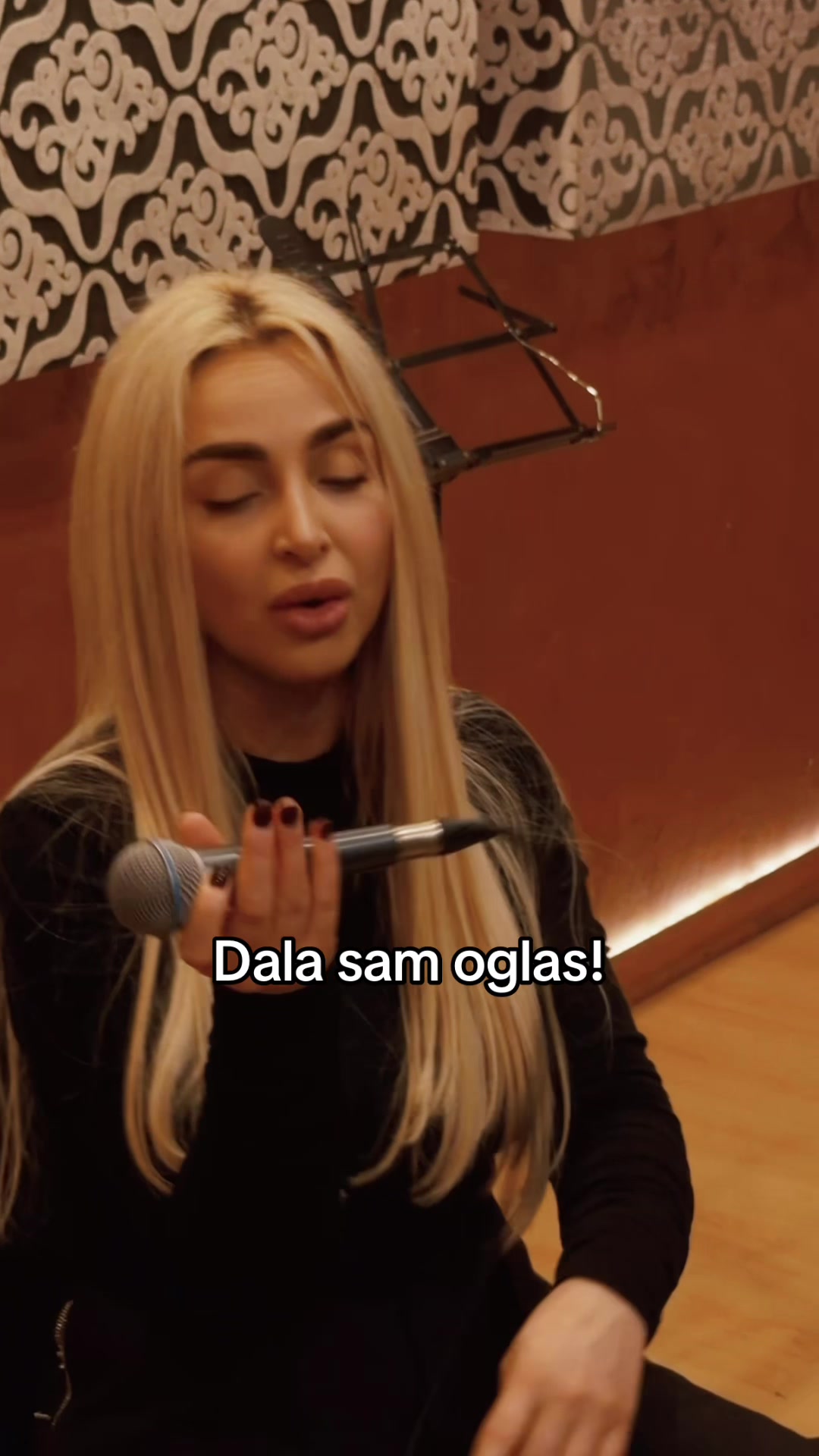 @Maya Berović