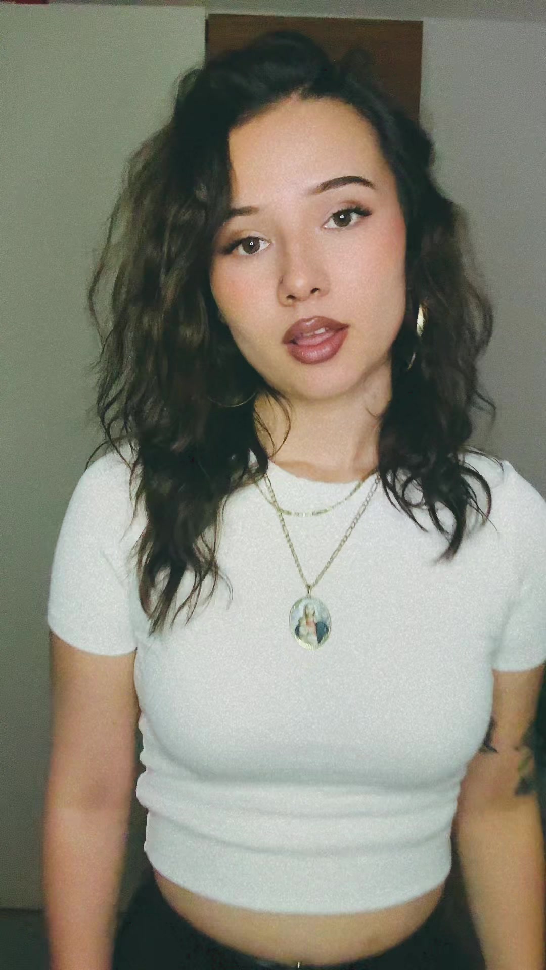 @Emicshuj