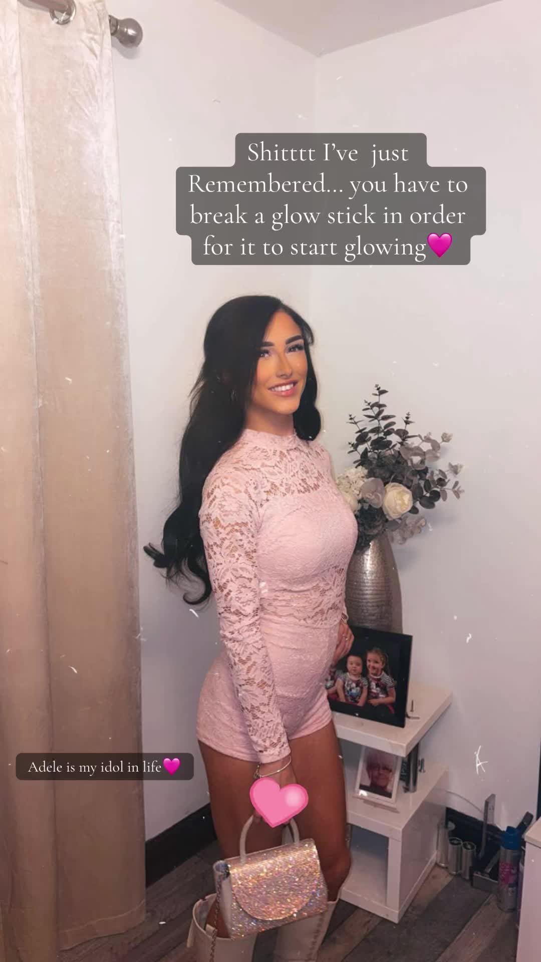 @Demi roberts🍒🐆
