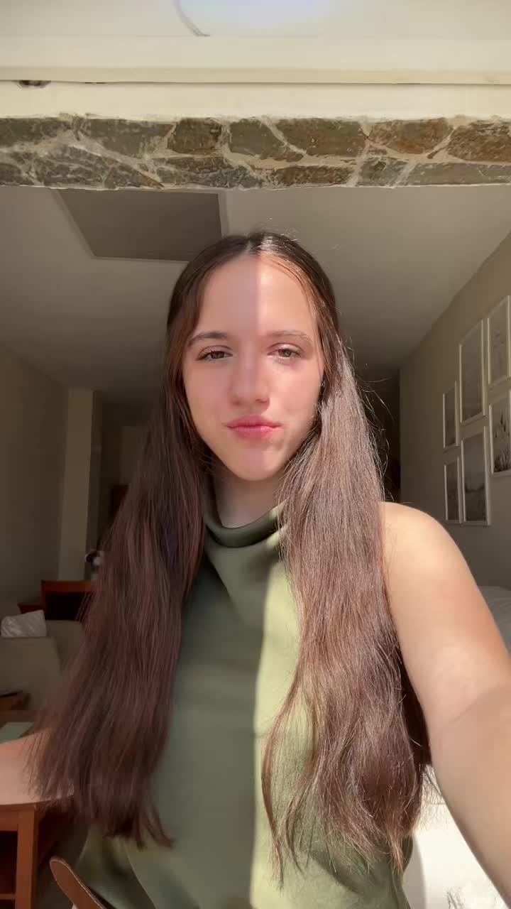 @🦈