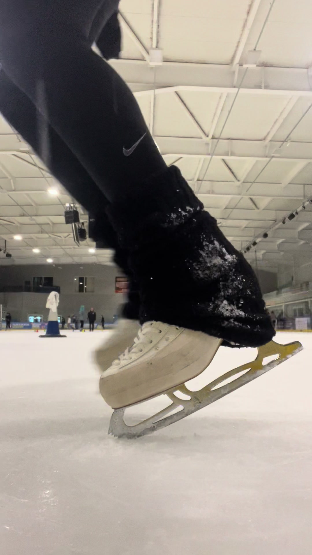 @Lucy ⛸️🤍