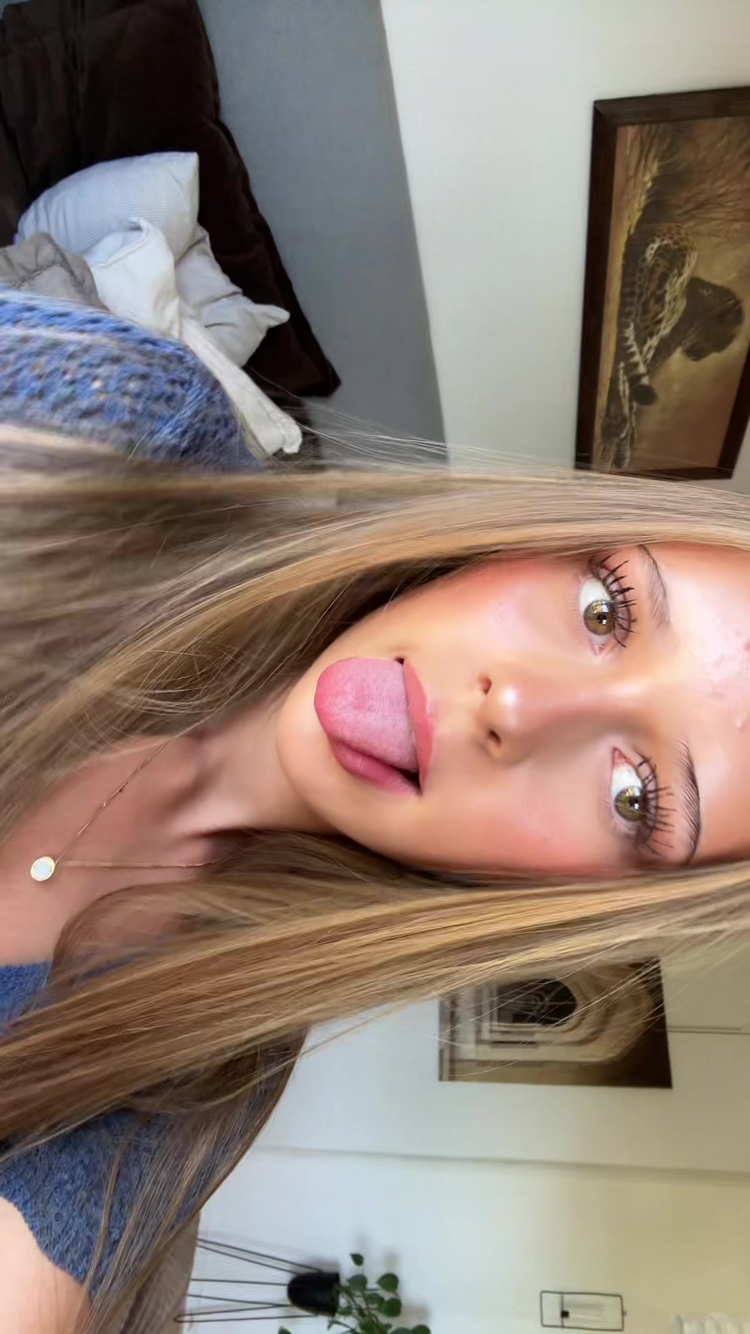 @𝒇𝒆𝒍𝒊𝒄𝒊𝒂