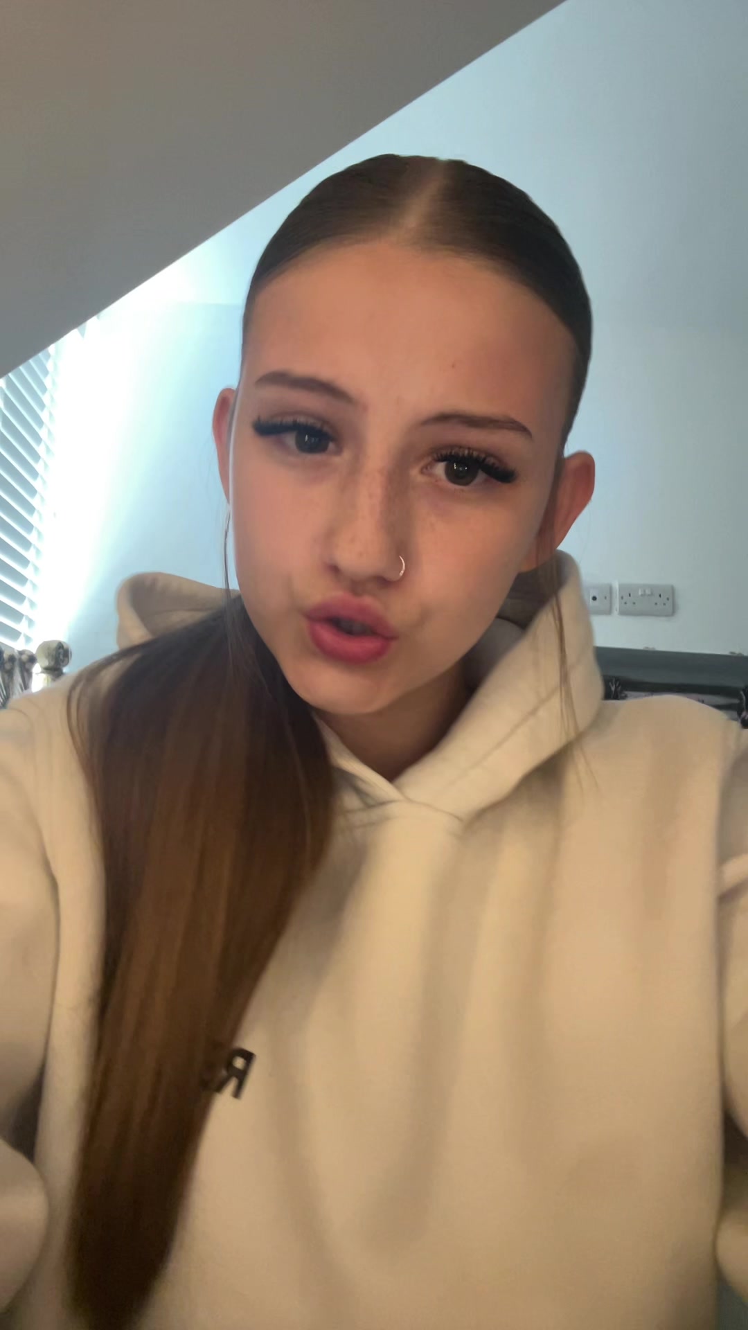 @𝐬𝐡𝐞𝐥𝐛𝐲🤍