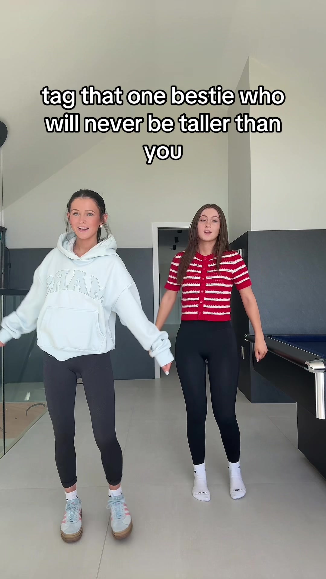 @thesimp5onsisters