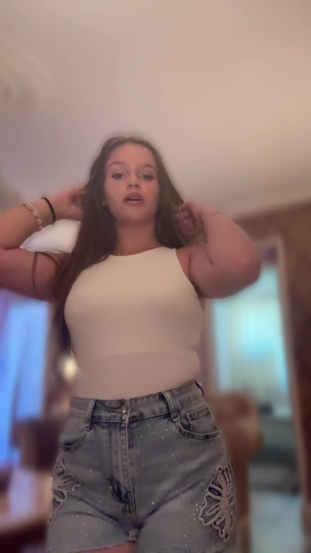 @𝑳𝒐𝒓𝒆𝒏 🤍