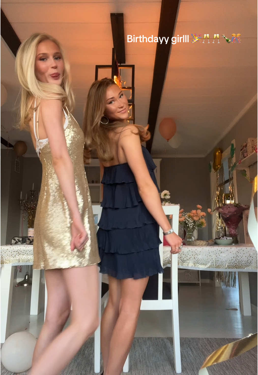 @Bella