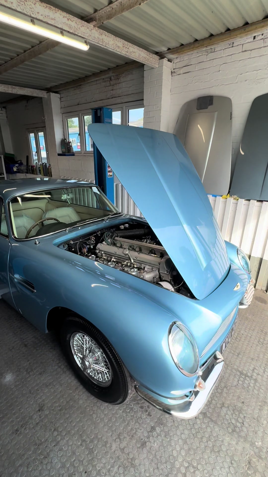 @jaylewiscars