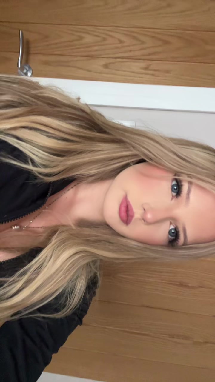 @𝓹𝓱𝓸𝓮𝓫𝓮🦄