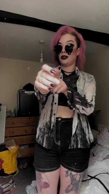 @Chaos.In.Pocket.Form🖤🤟🏻