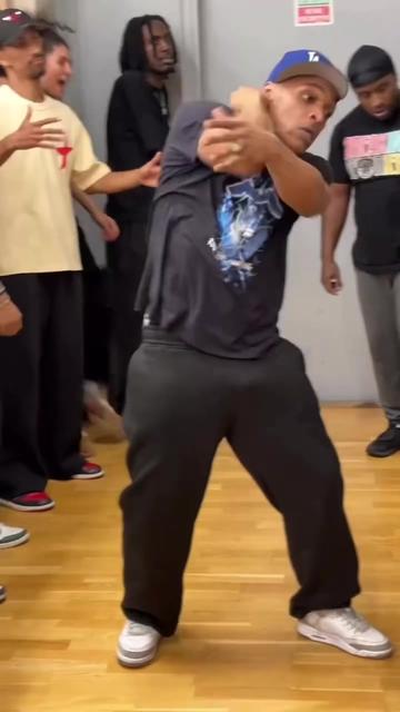 @theboymijo