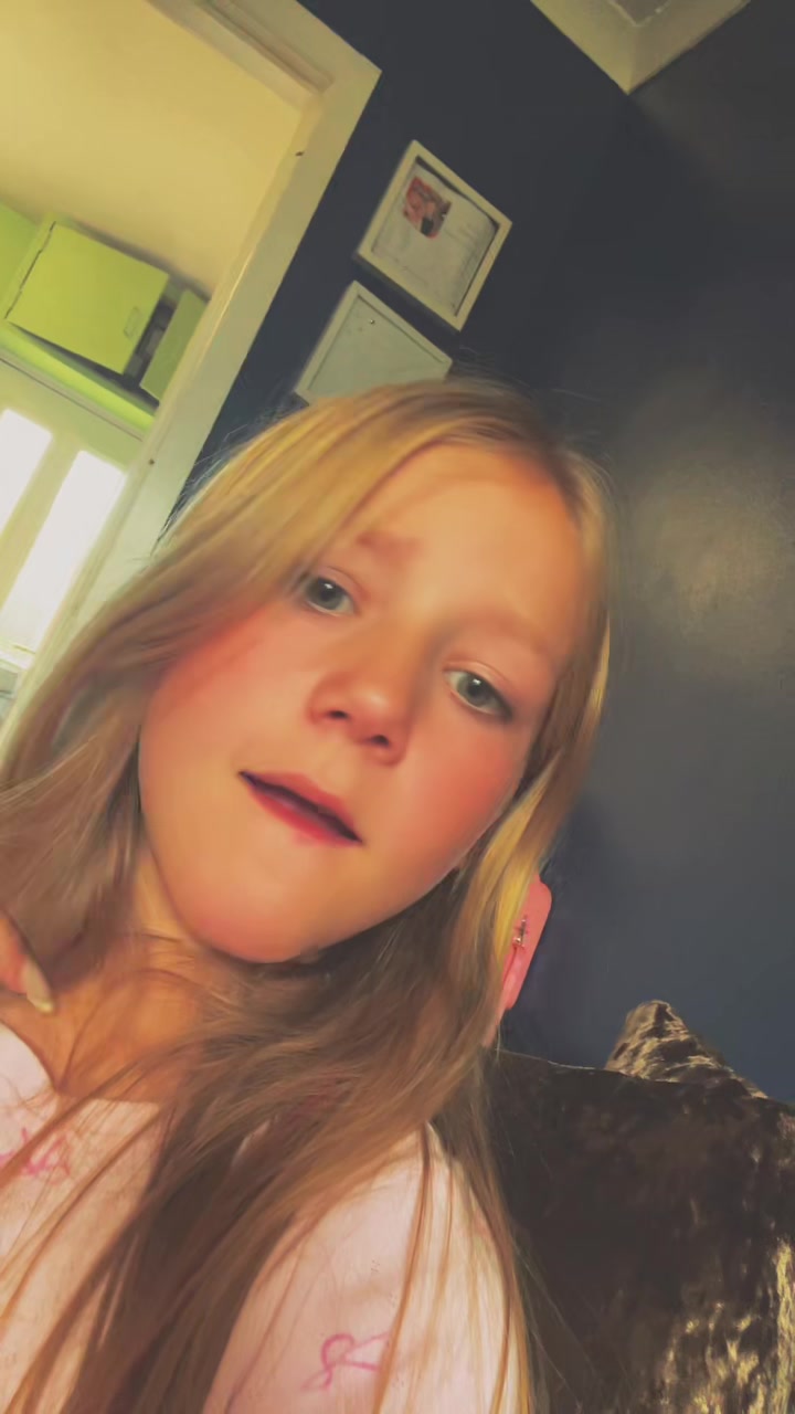 @CarlyHealing CADOO ❤️