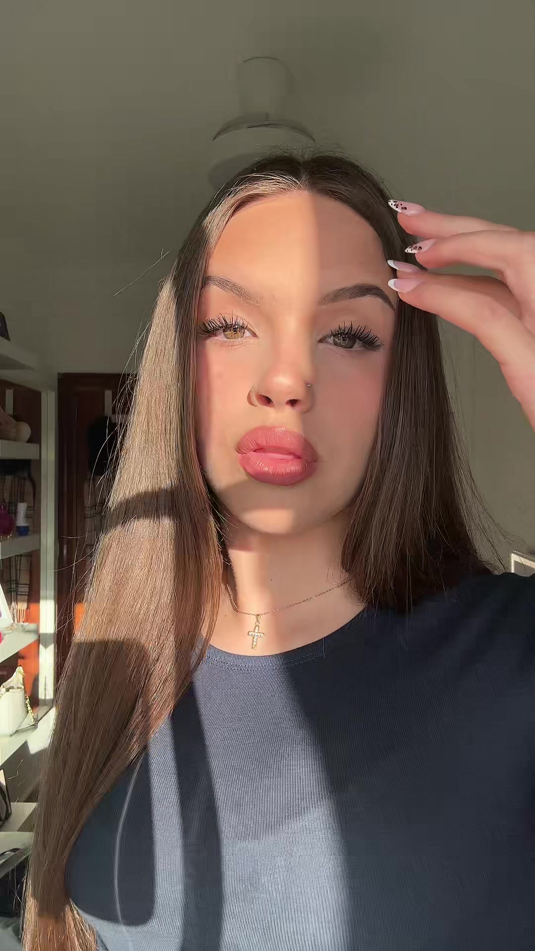 @𝒄.