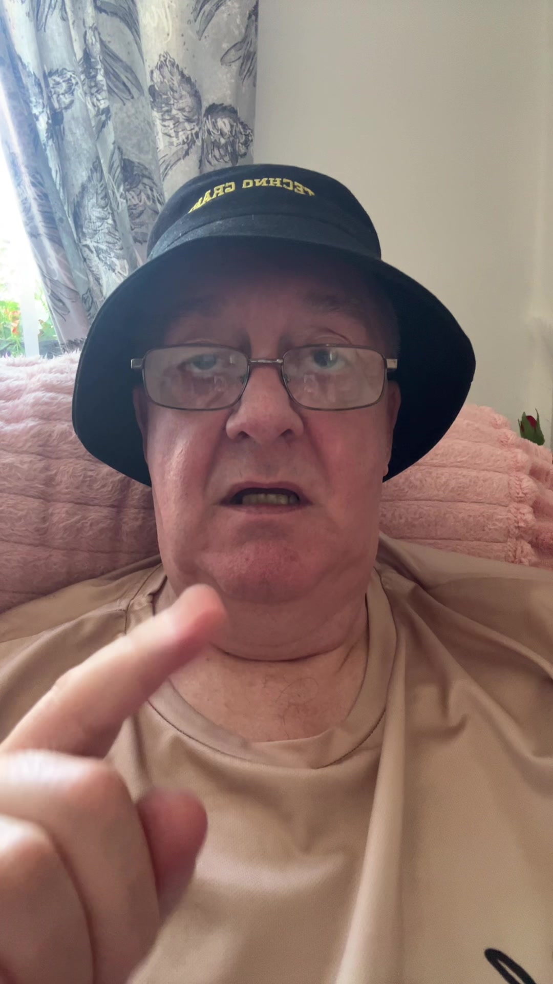 @TECHNO GRANDAD