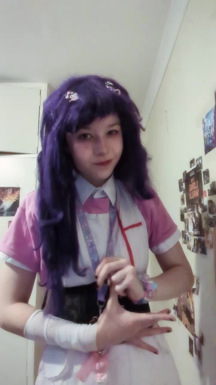 @Dazzles ᖭི༏ᖫྀ🧟🍄