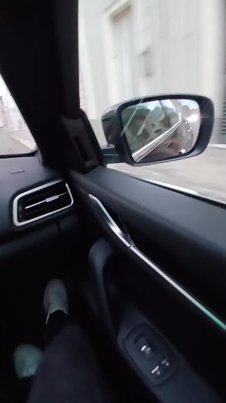 @Klajdi