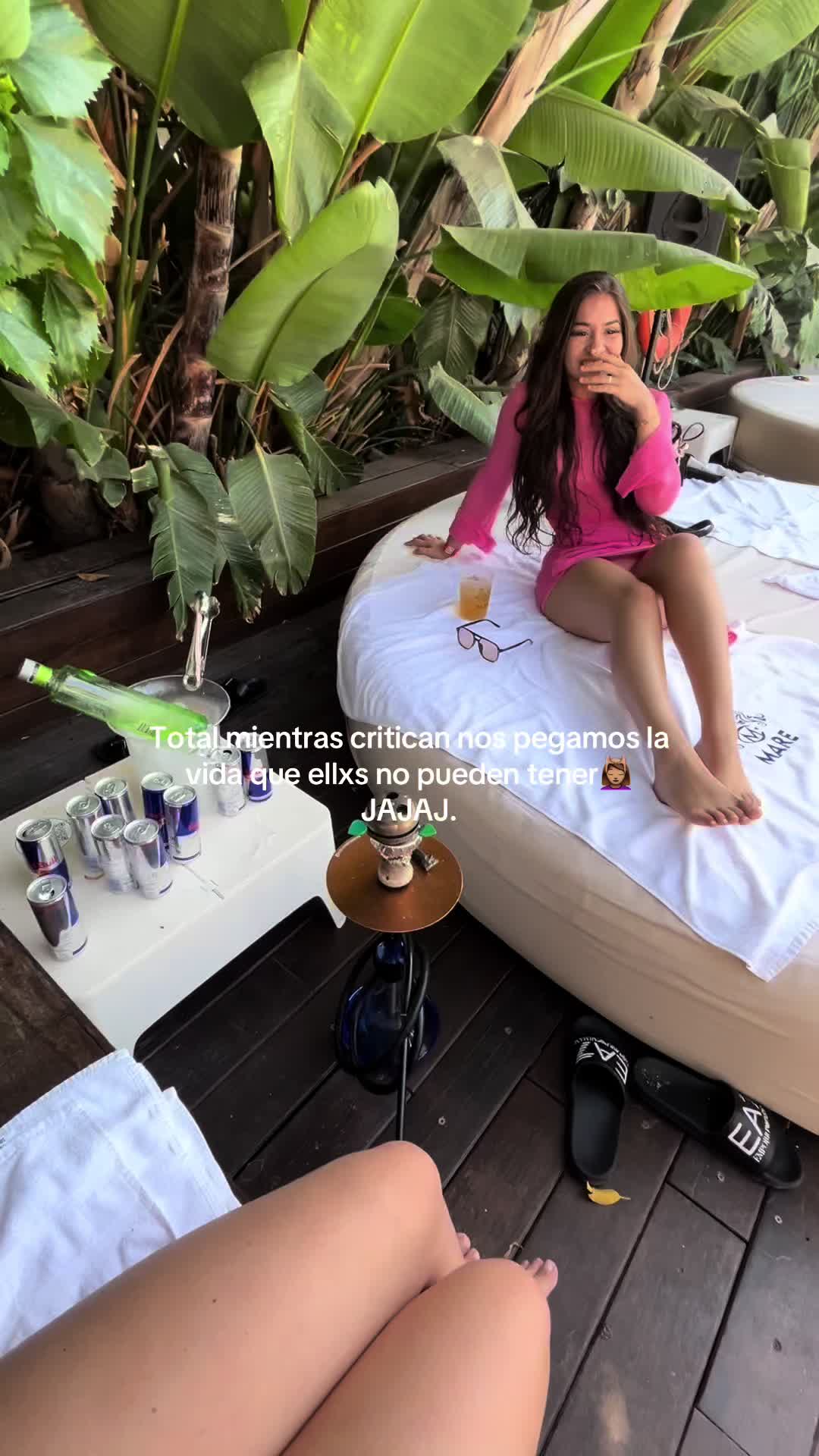 @Alegría Flores🥀.