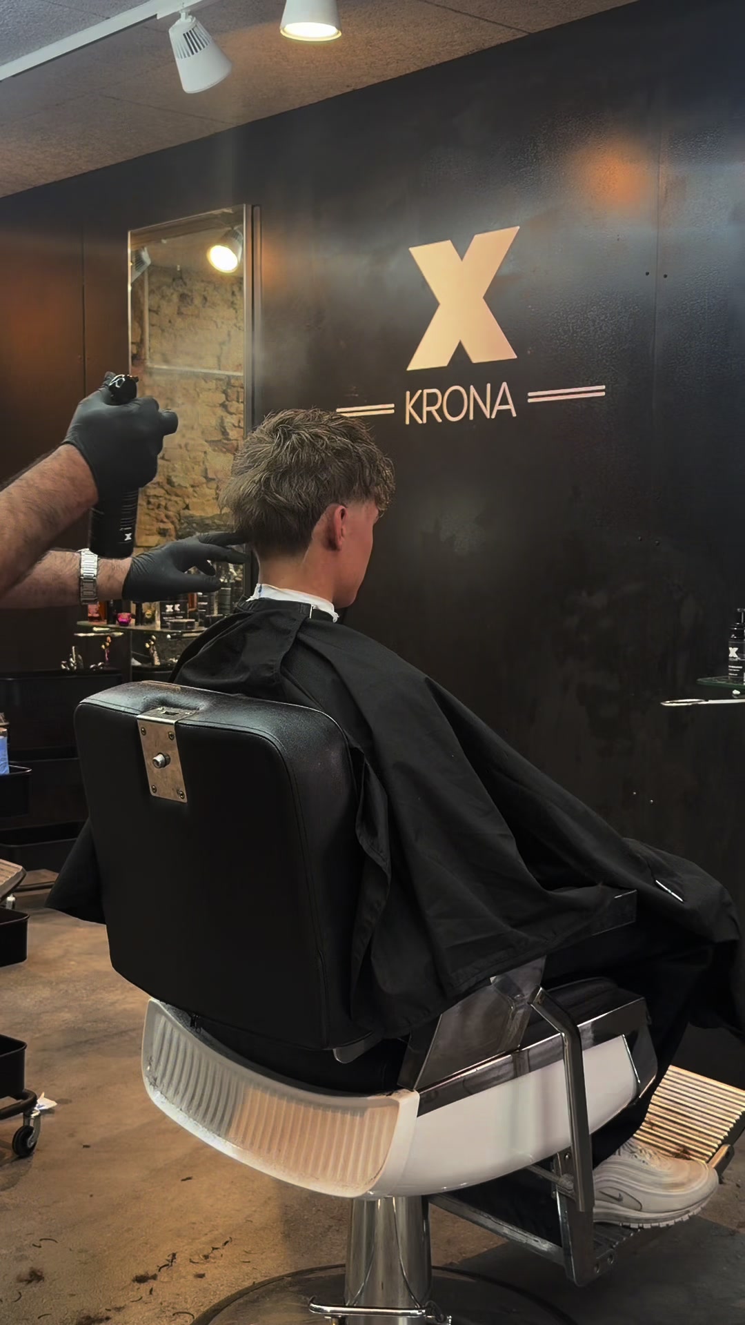 @Xkrona