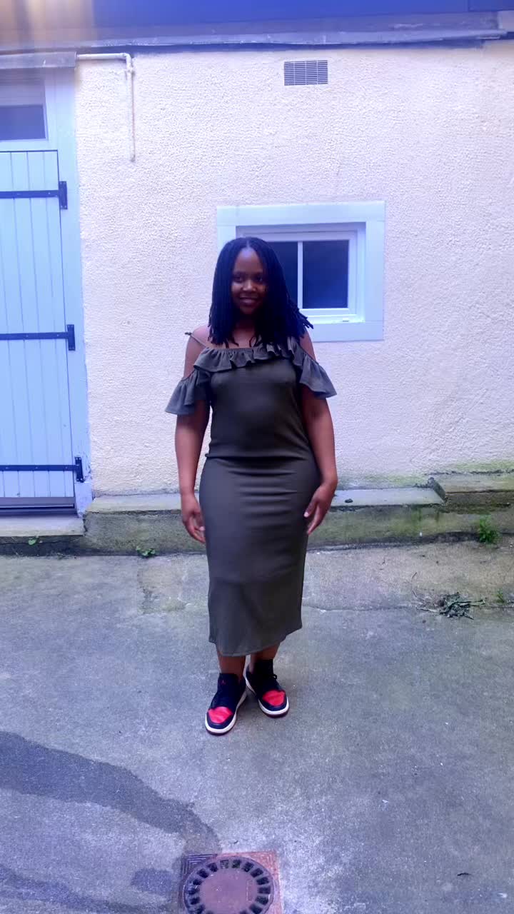 @launa🇿🇼🇫🇷
