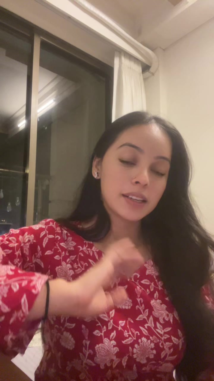 @Neha🦋
