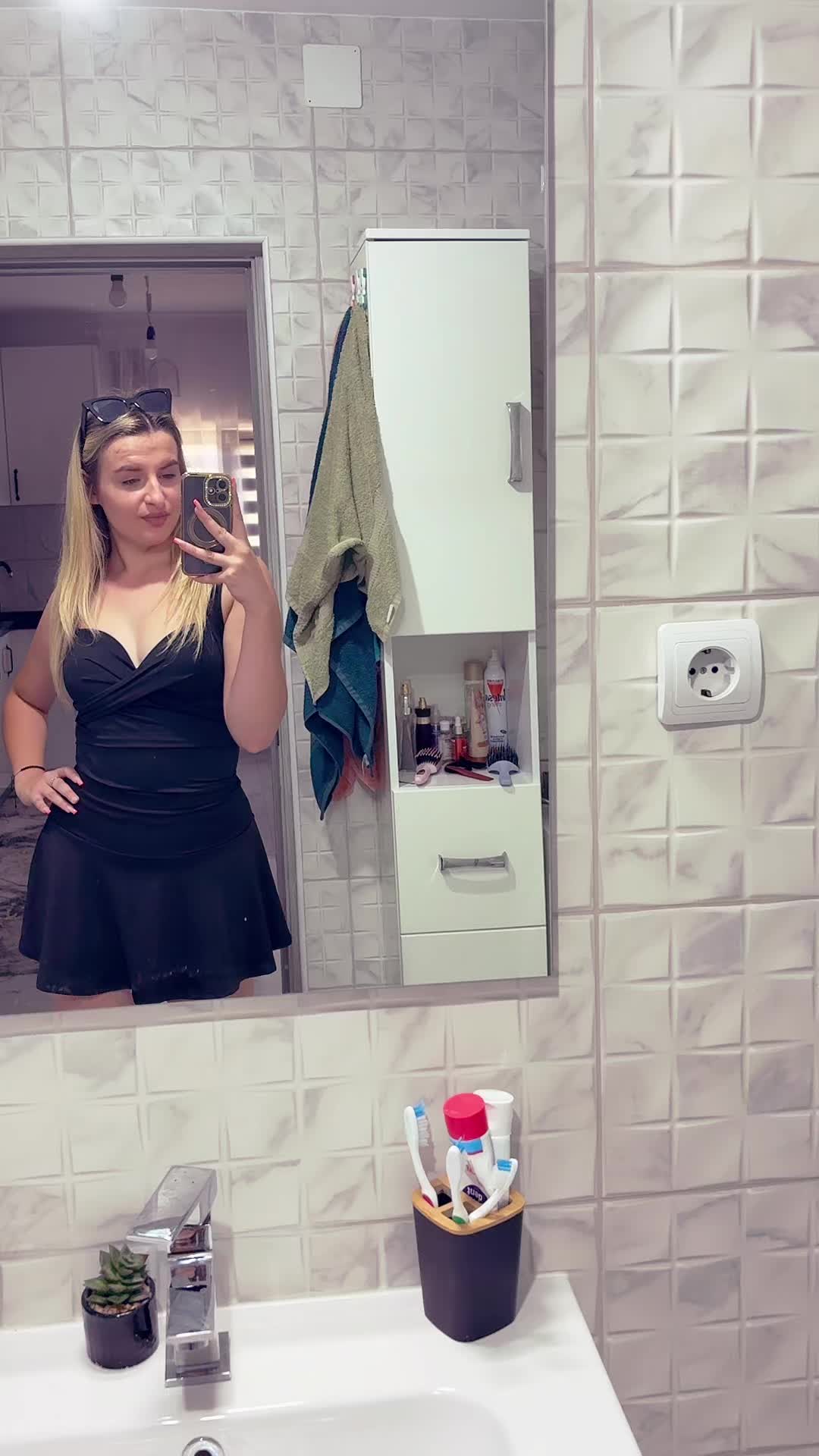 @Iuliaaaa_17
