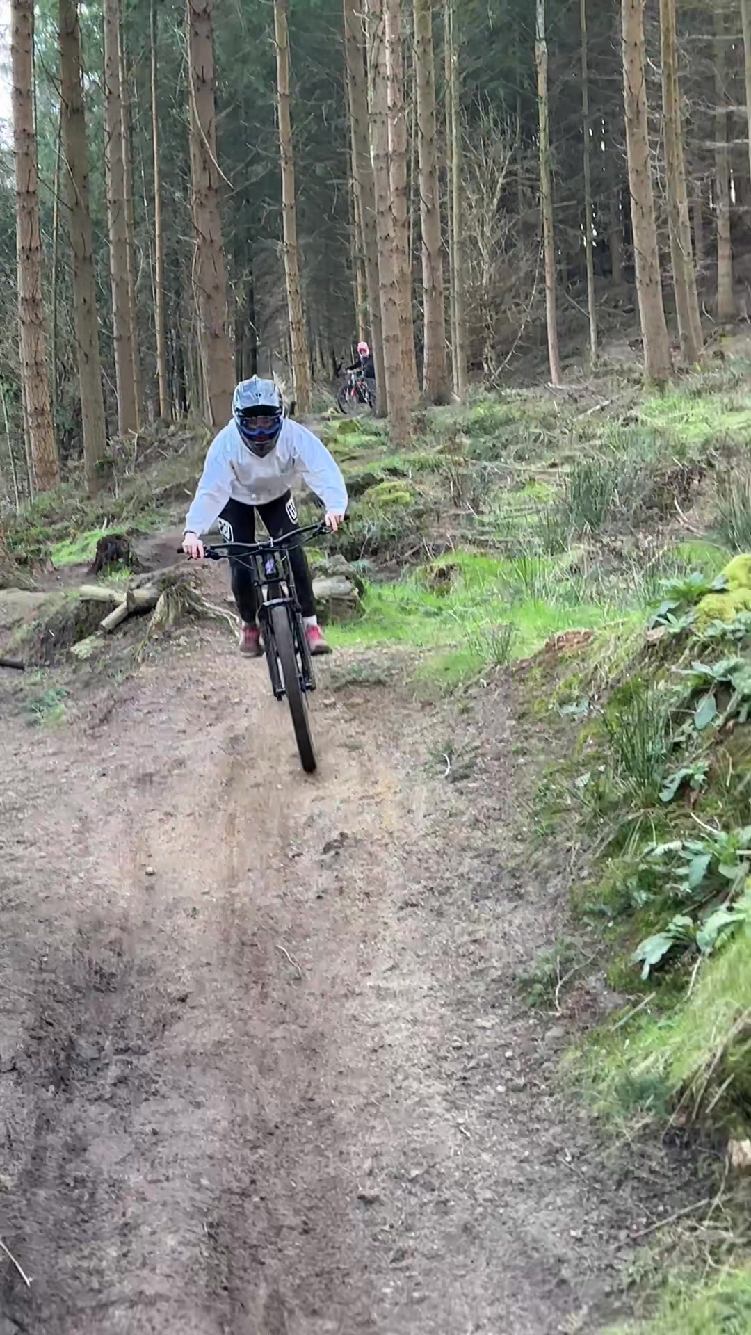 @Sofie Sherazee (mtb)