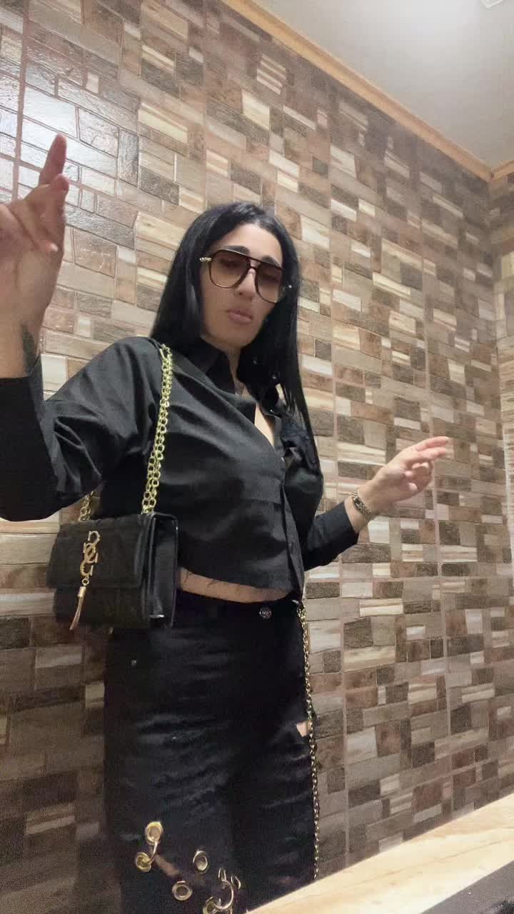@⚜️𝓥𝓪𝓵𝓮𝓷𝓽𝓲𝓷𝓪🖤