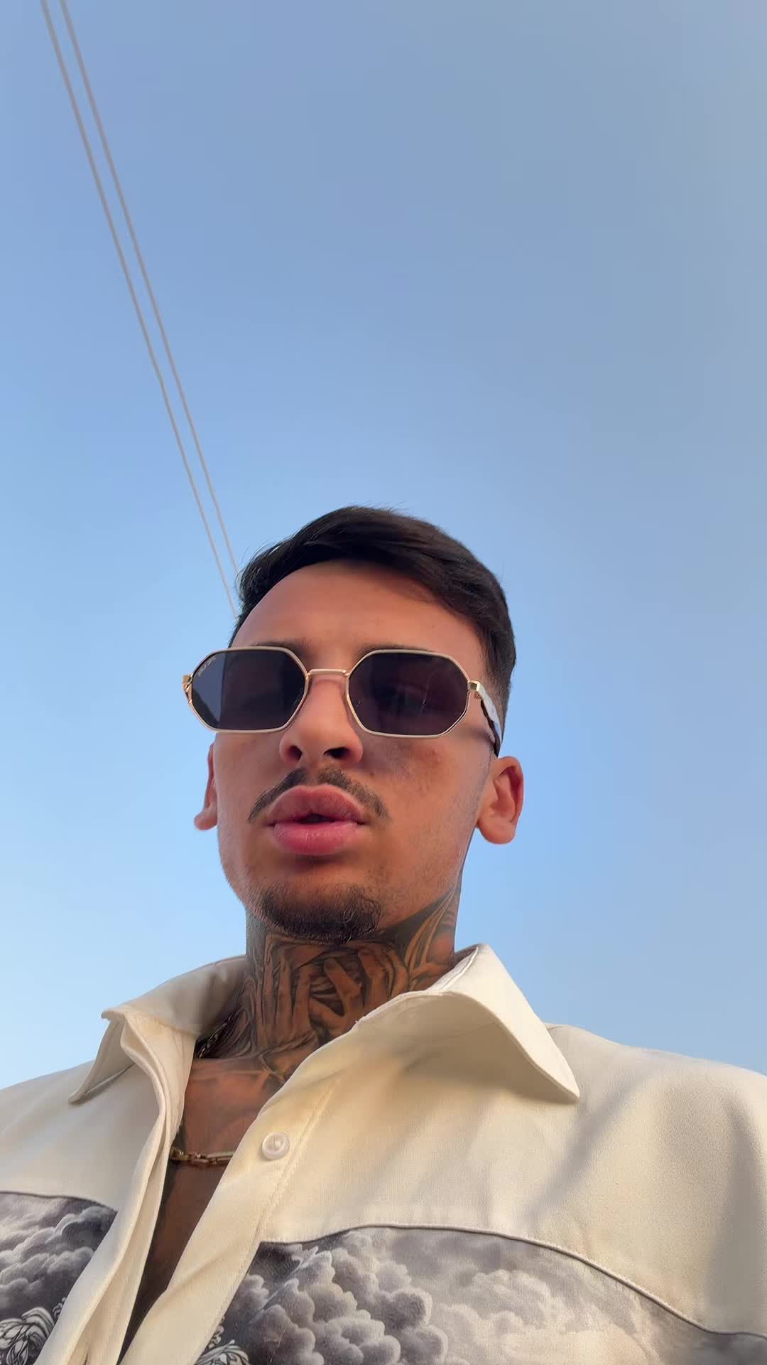 @Lazăr666