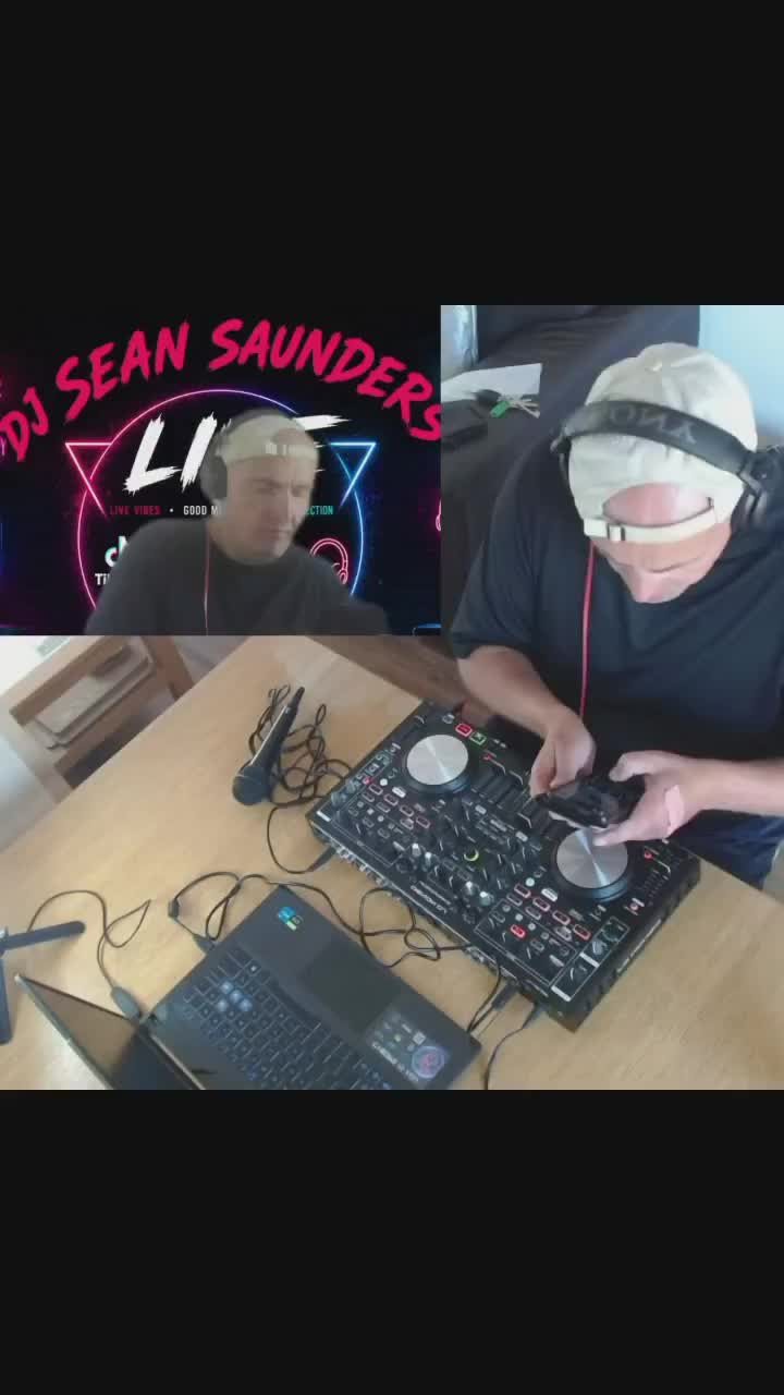 @Genuineseansaundersworld
