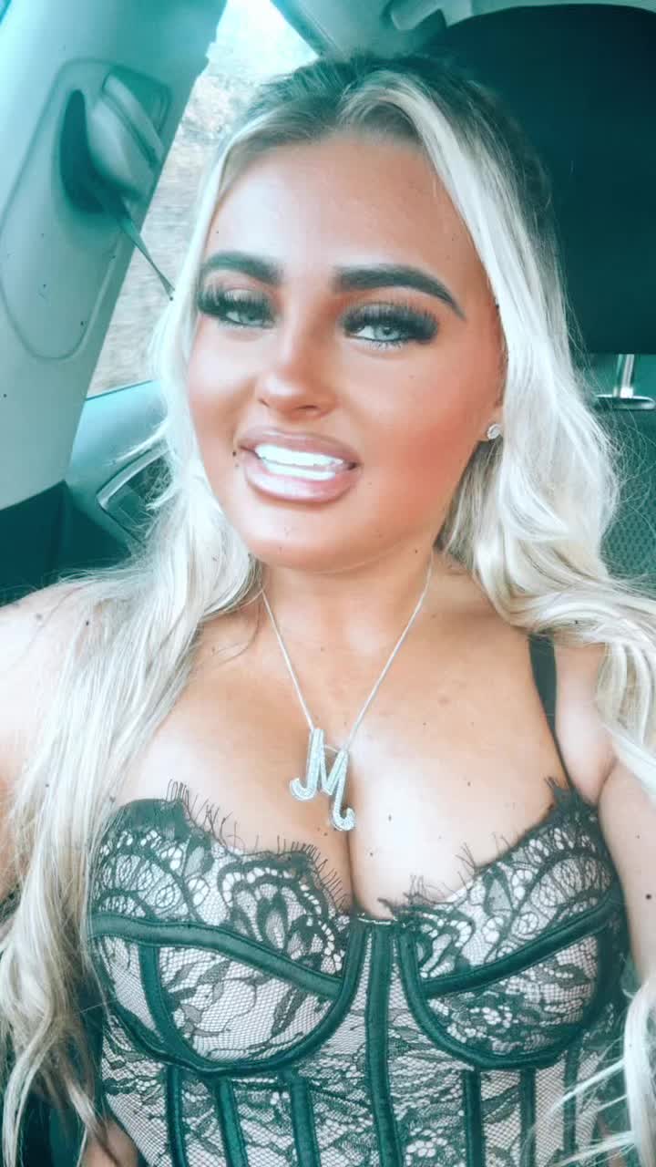@Millie_