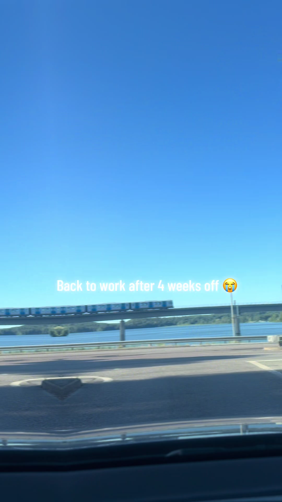 @A N N A AKU 🇬🇲🇸🇪