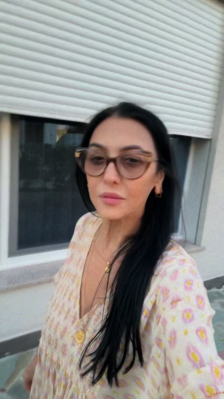 @Zana