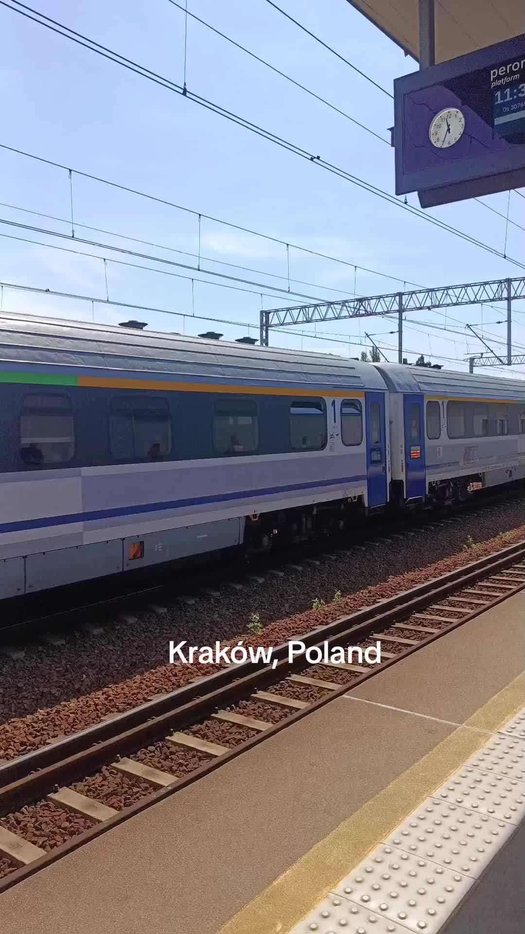 @Xeno