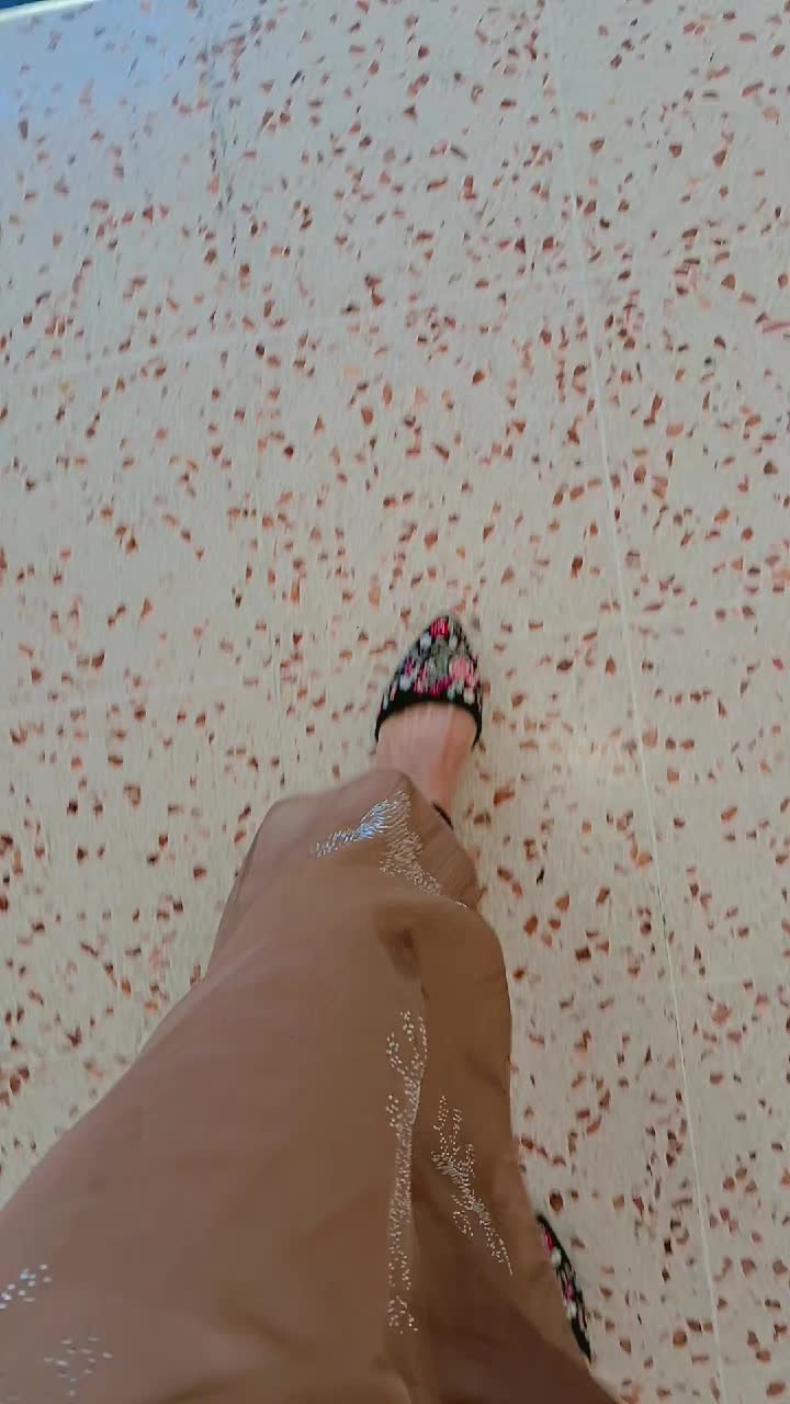 @Ayesha786