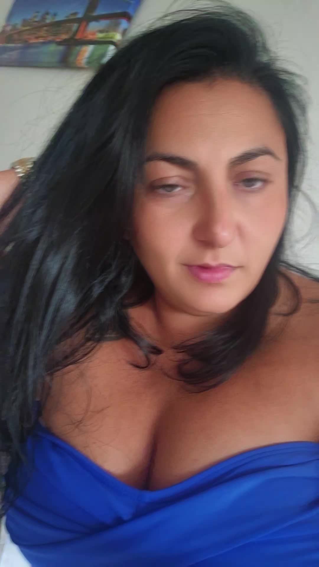 @CarmenAdelinne