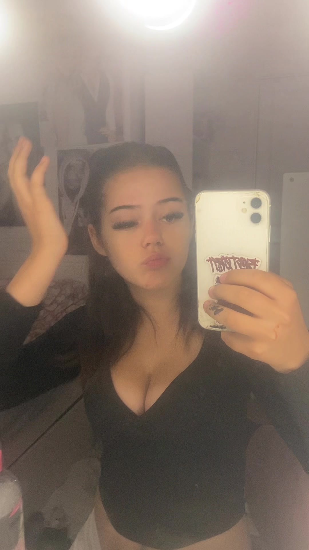 @Selina Olivia🌟