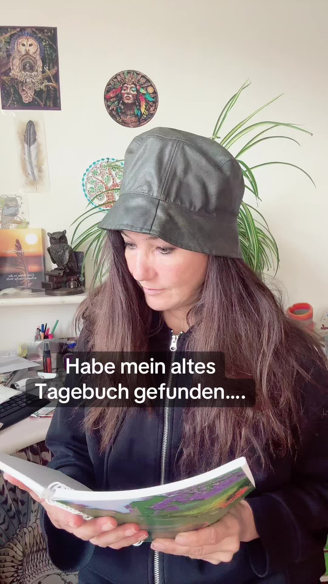 @BLACKLADY74🇨🇭