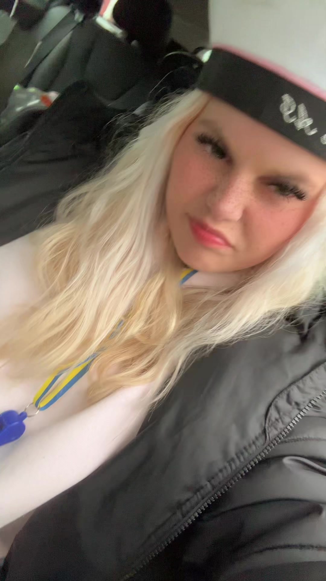 @Emelina