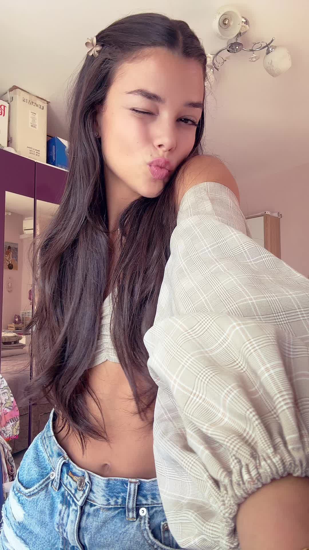 @7Viktoria7