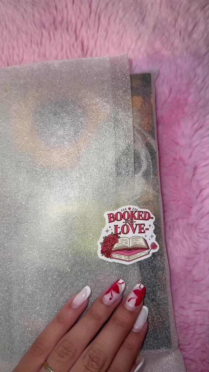 @Morena| Booktok 🧸ྀི📚