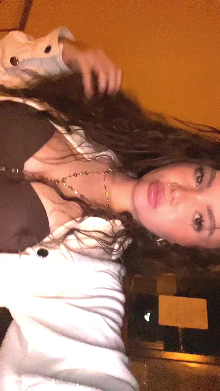 @𝑻𝒄𝒉𝒊𝒌𝒊𝒕𝒂 🎀