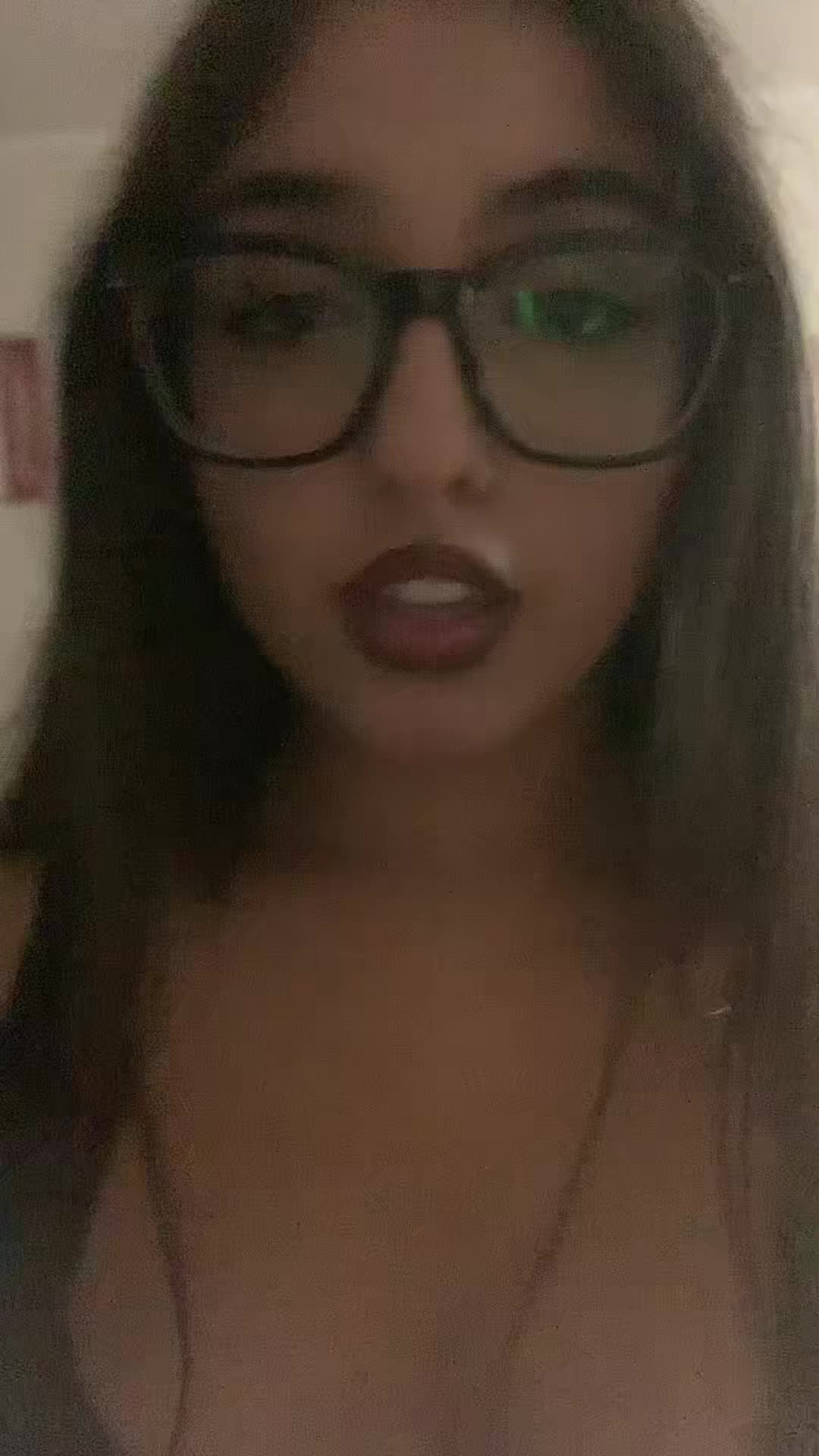 @𝓶𝓪𝓻𝓽𝓪🎧